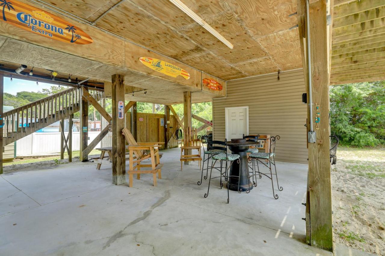Coastal Emerald Isle Retreat With Deck And Grill! Kültér fotó